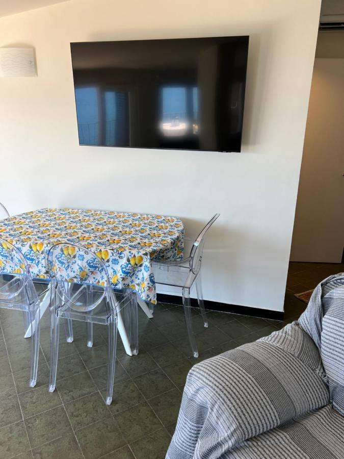 Nautilus Vista Mare Mozzafiato A 180 Gradi- Posto Auto Privato - 2 Camere Matrimoniali Piu 1 Divano Letto Singolo-Sky,Netflix-Wifi 200Mg ราปาลโล ภายนอก รูปภาพ